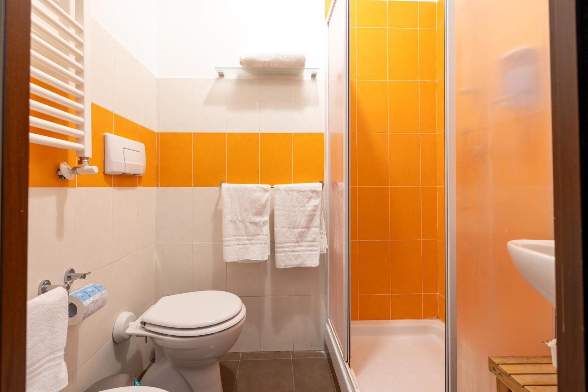 Domus Castroni Scipioni Bed & Breakfast Rome Exterior photo