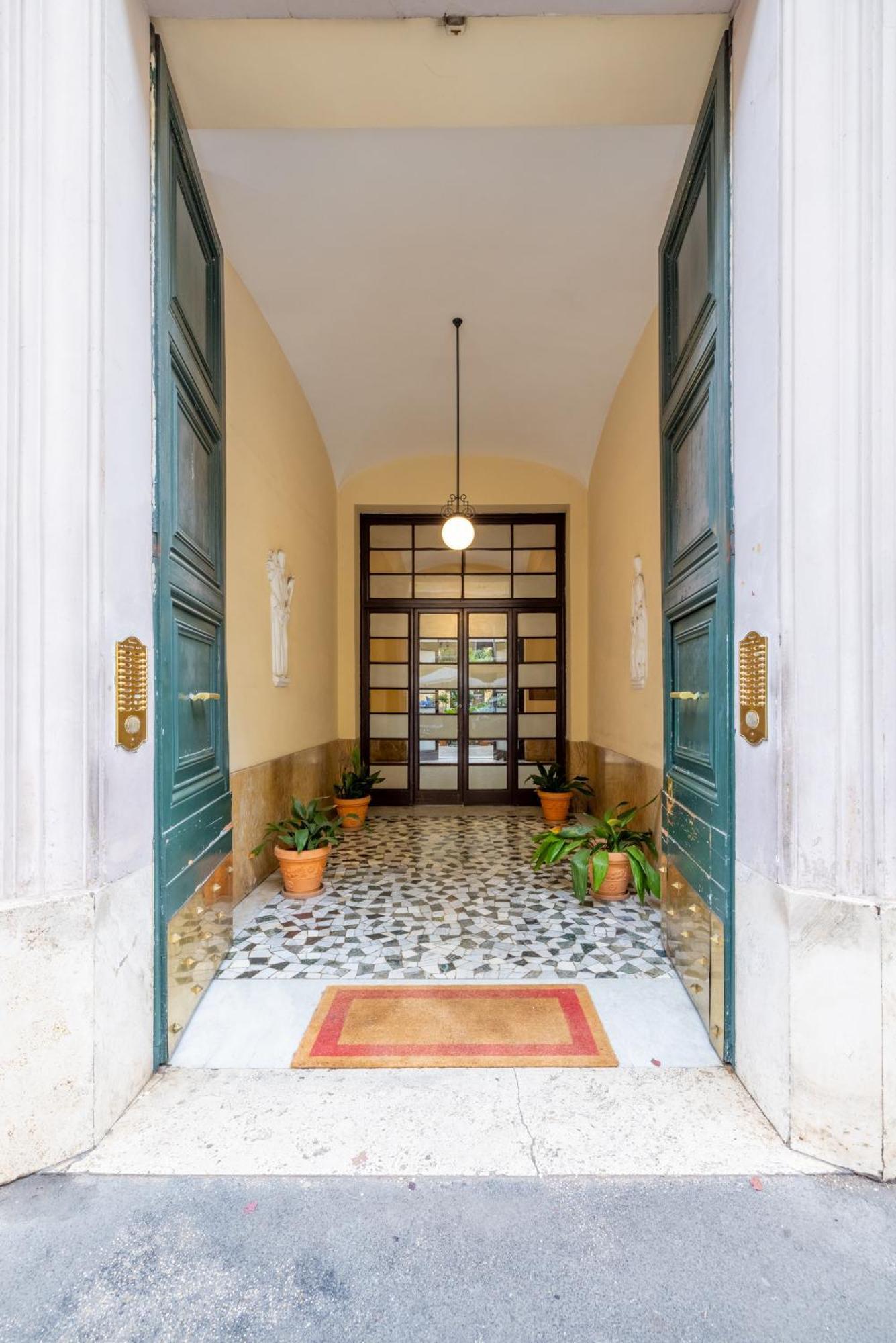 Domus Castroni Scipioni Bed & Breakfast Rome Exterior photo