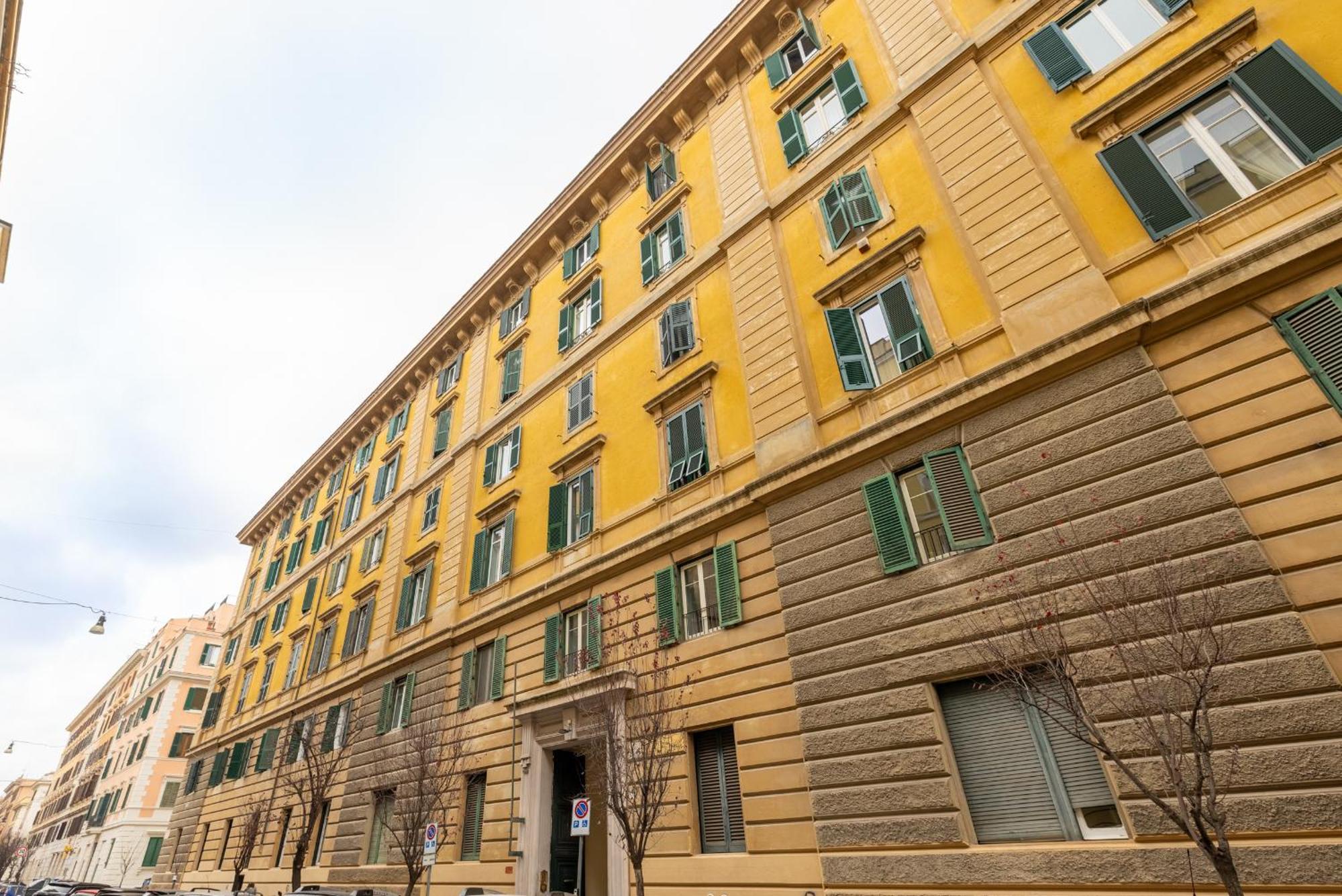 Domus Castroni Scipioni Bed & Breakfast Rome Exterior photo